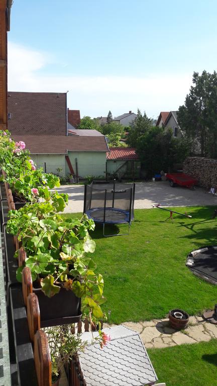 Szalóky Apartmanház Gyenesdiás Exterior foto